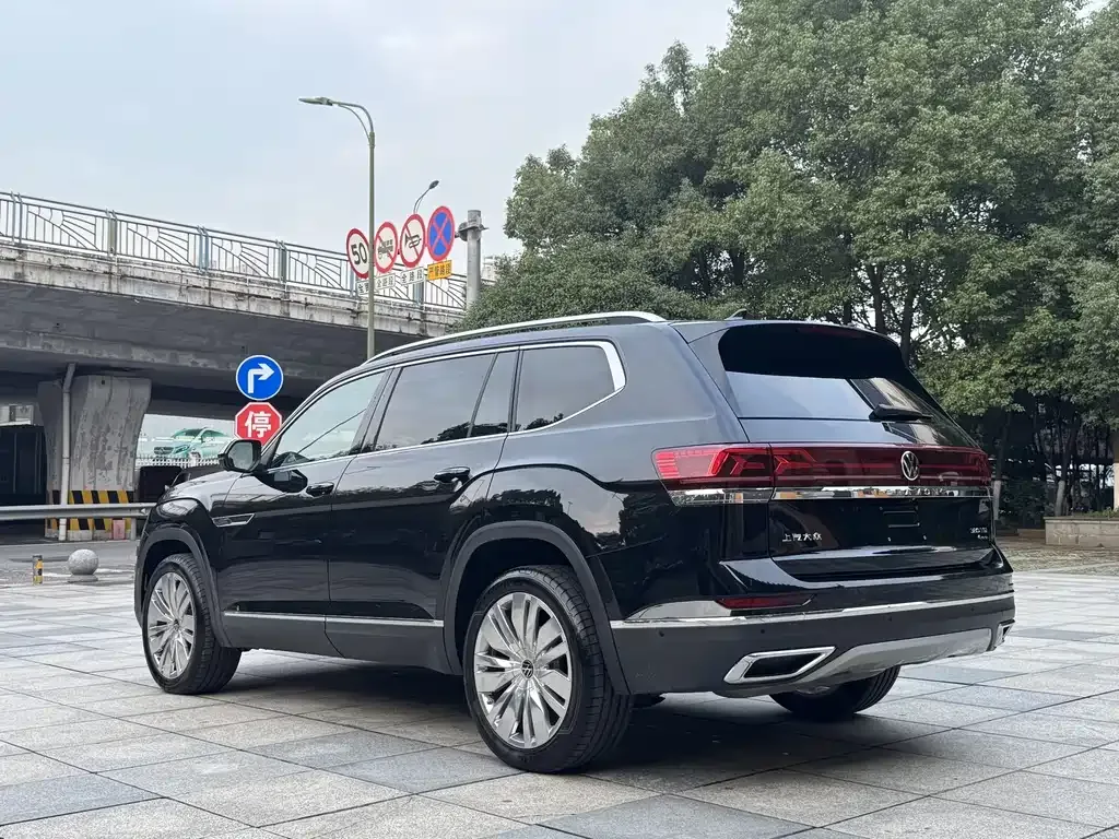 Volkswagen Teramont 2024 из CN, фото 6