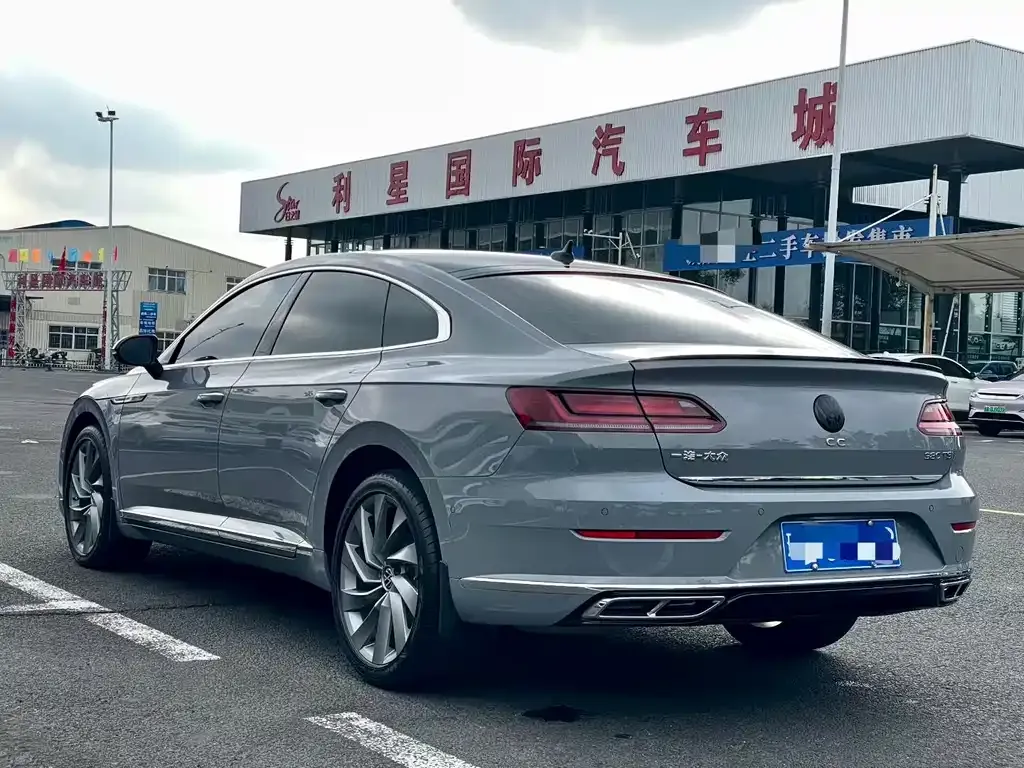 Volkswagen CC 2024 из CN, фото 6