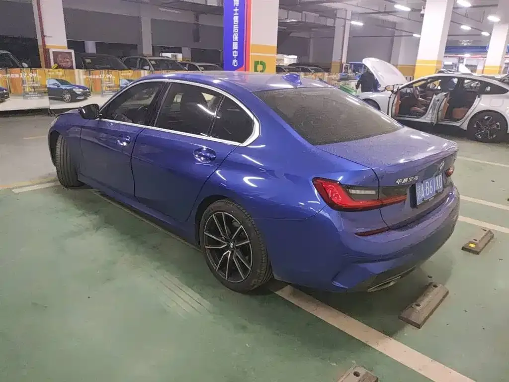 BMW 3 Series 2021 из CN, фото 4