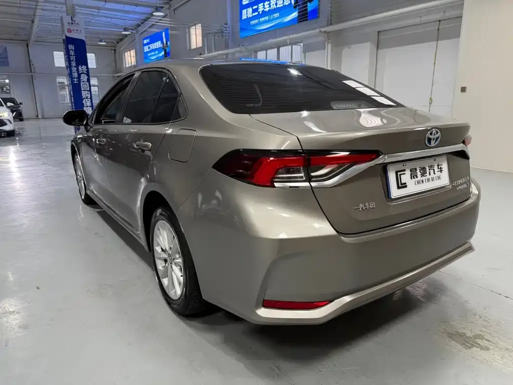 Toyota Corolla 2023 из CN, фото 7