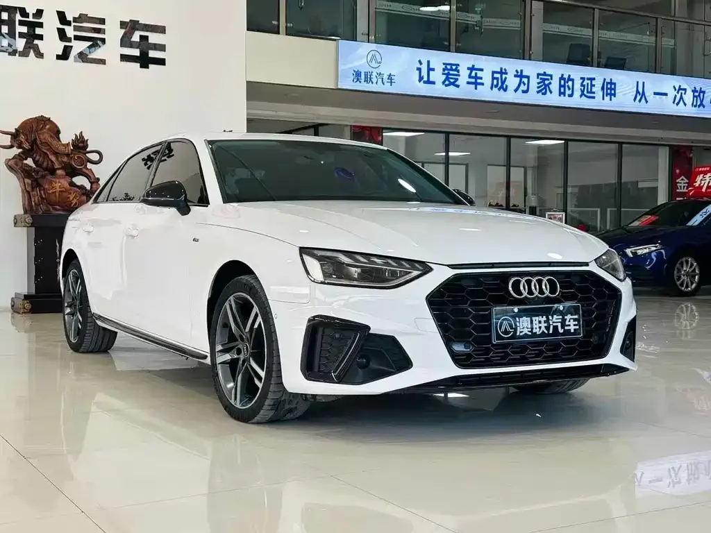Audi A4L 2023 из CN, фото 7