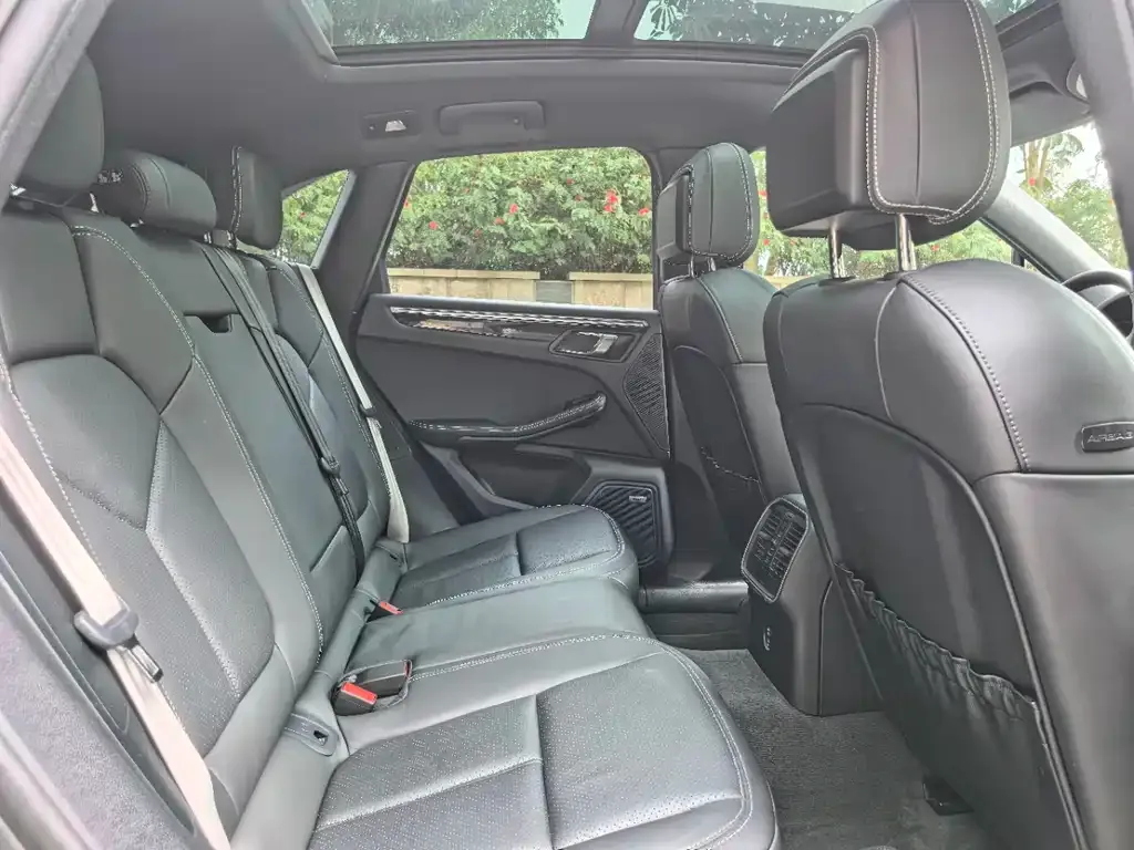 Porsche Macan 2022 из CN, фото 6
