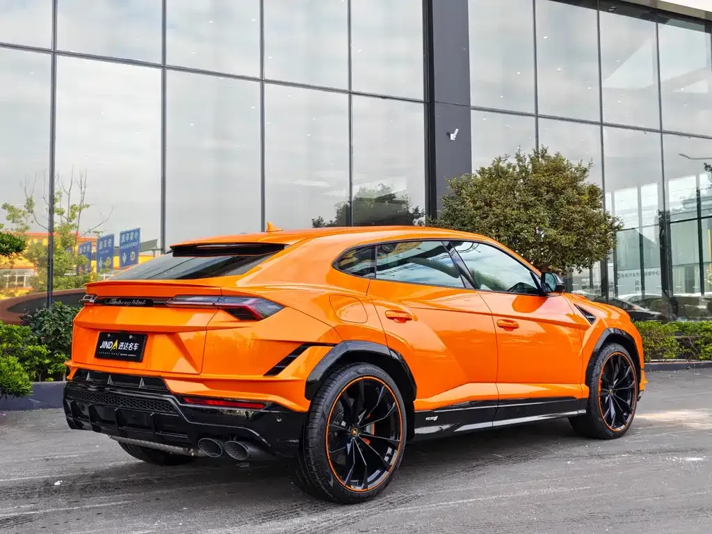 Lamborghini Urus — фото 5
