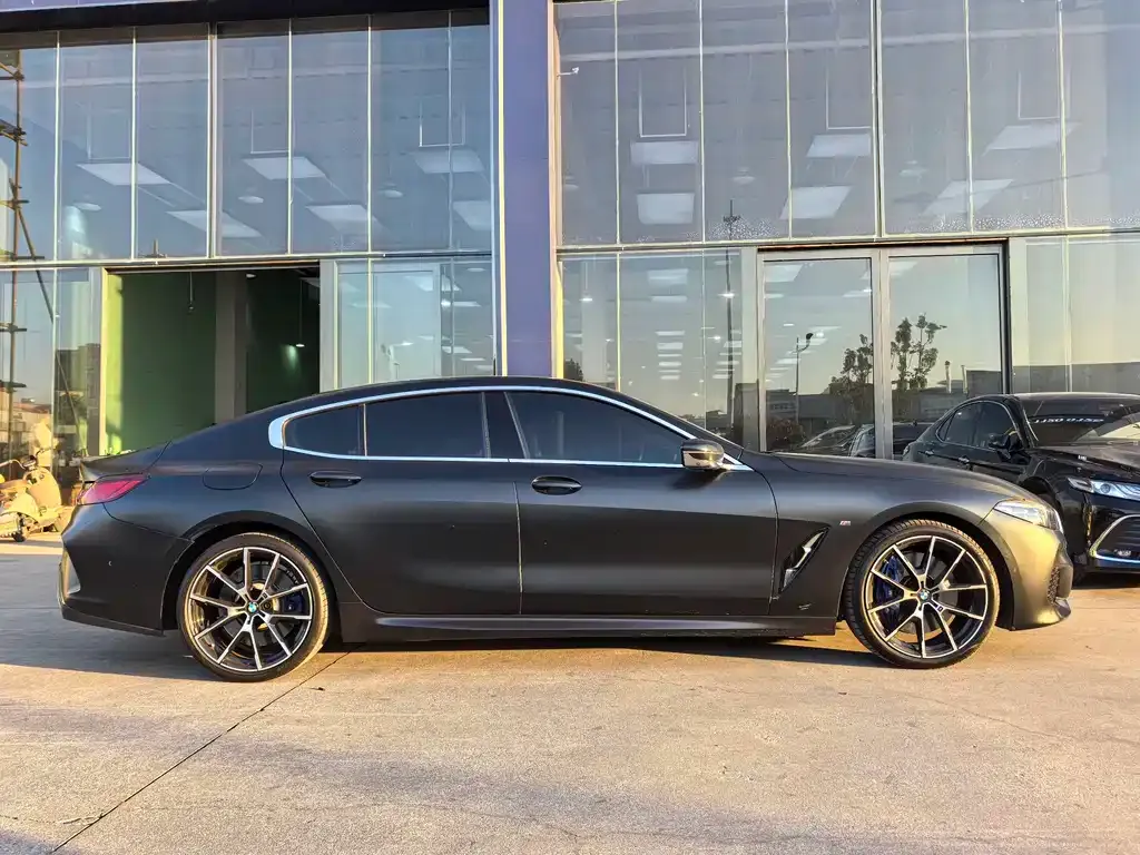 BMW 8 Series 2021 из CN, фото 6