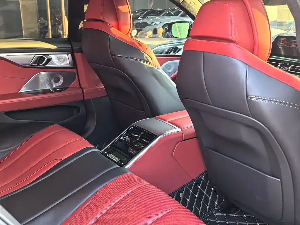 BMW 8 Series 2021 из CN, фото 8