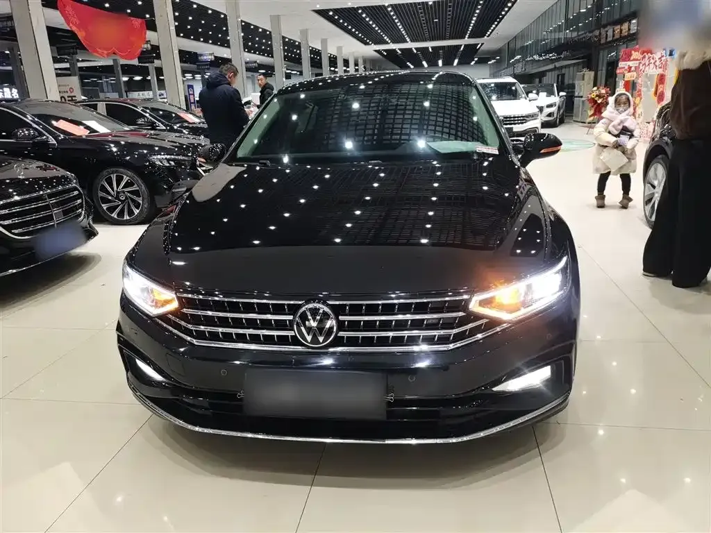 Volkswagen Magotan 2024 из CN, фото 6