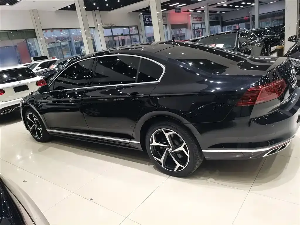 Volkswagen Magotan 2024 из CN, фото 3