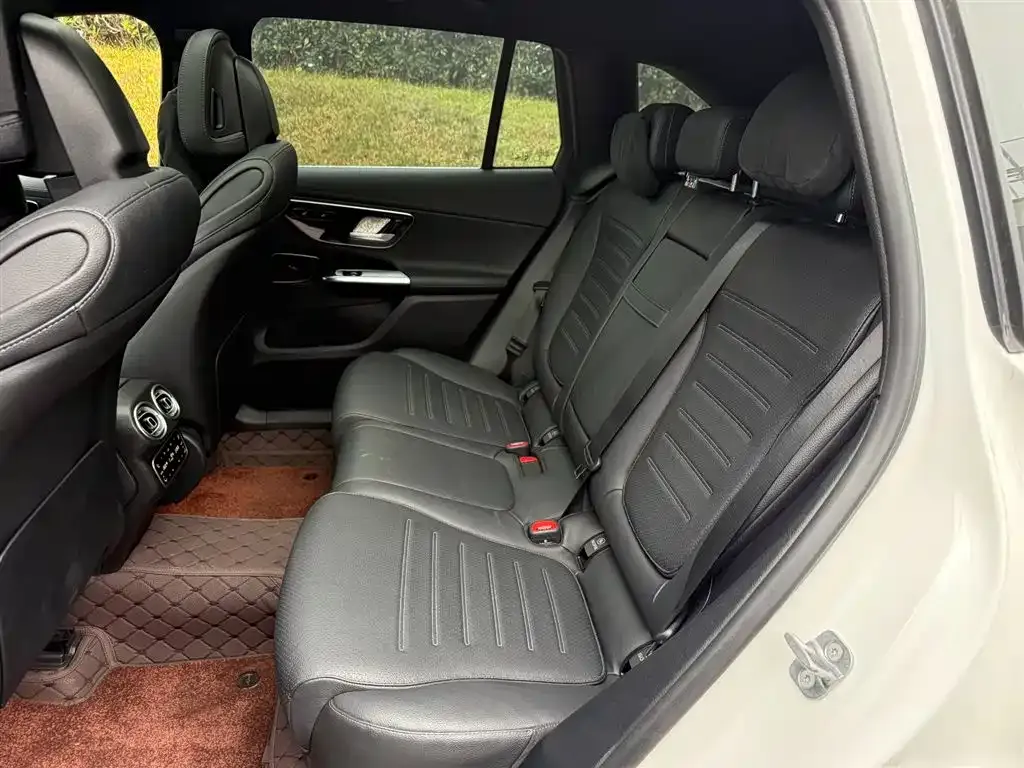 Mercedes-Benz GLC 2024 из CN, фото 10