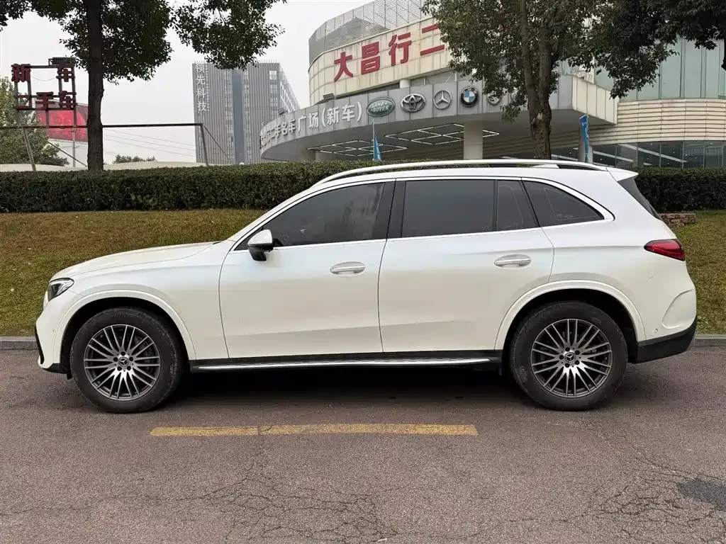Mercedes-Benz GLC 2024 из CN, фото 6