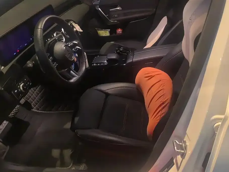 Mercedes-Benz A-Class 2023 из CN, фото 10