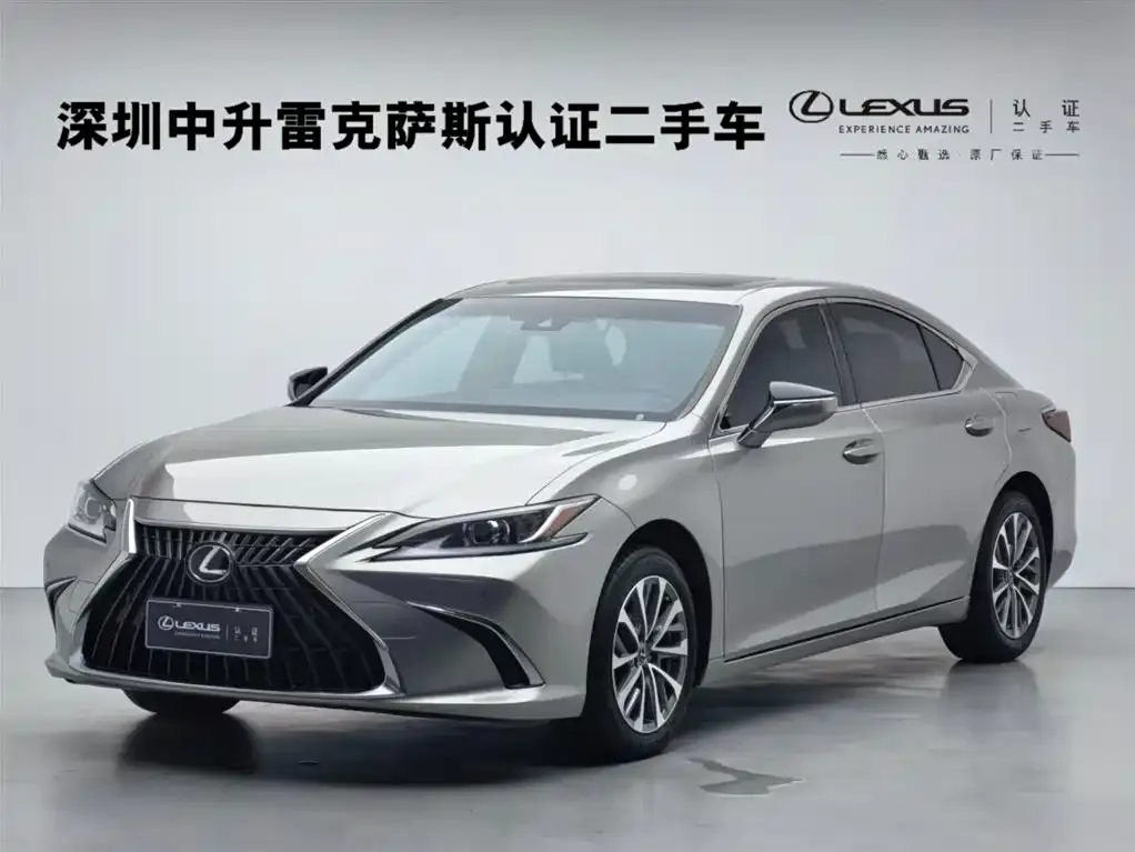 Lexus ES — фото 1
