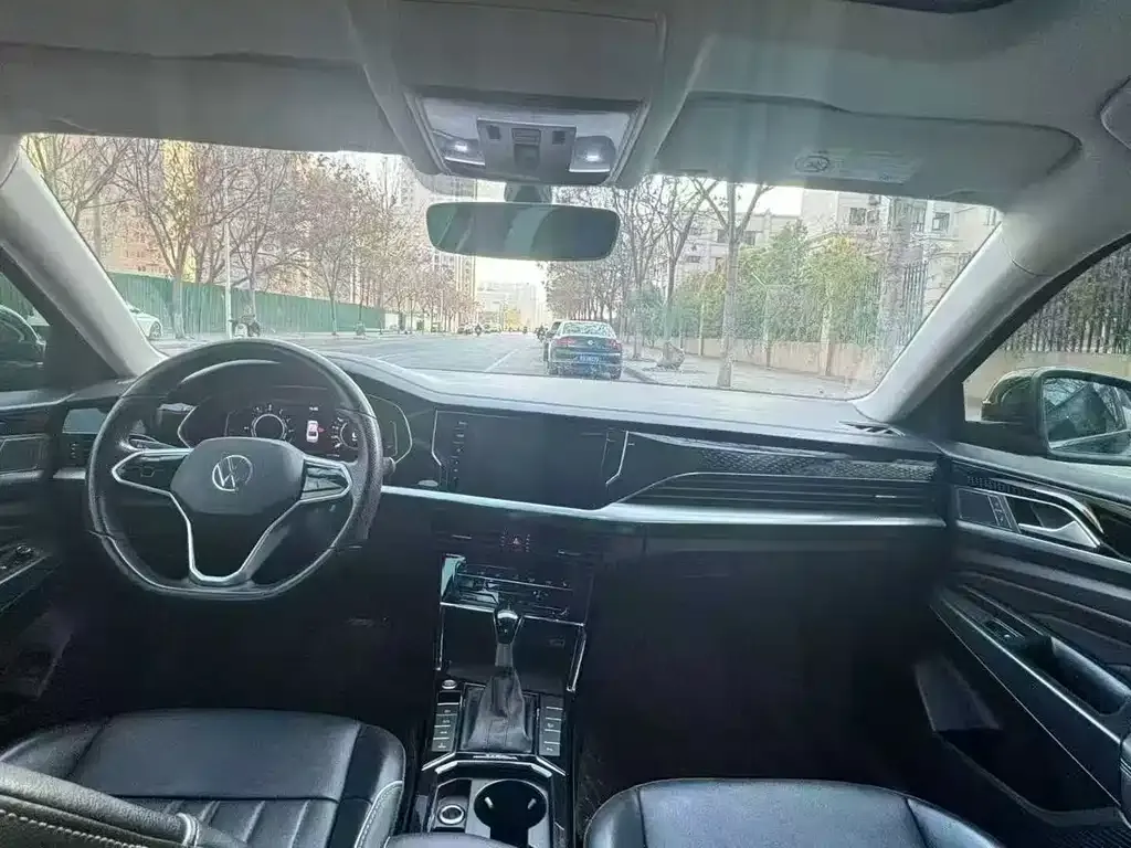 Volkswagen Passat New Energy 2022 из CN, фото 2