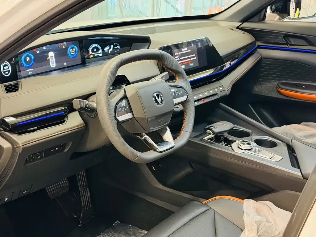 Changan UNI-V 2025 из CN, фото 5