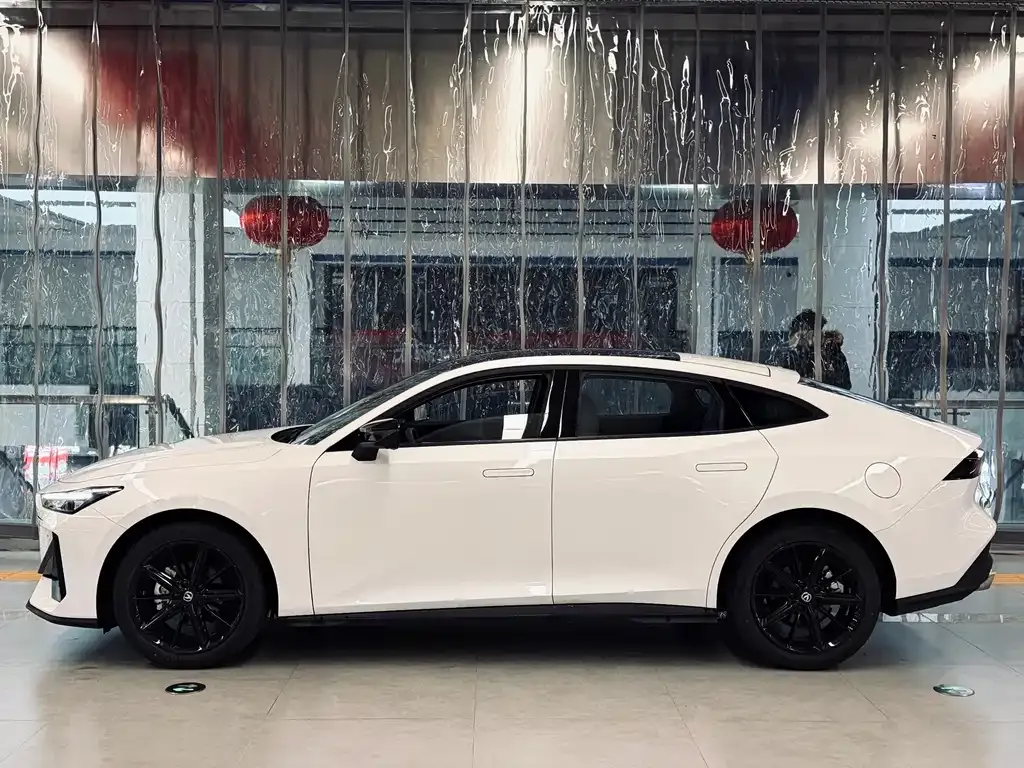 Changan UNI-V 2025 из CN, фото 7