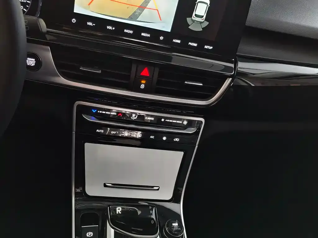 Kia KX3 — фото 3