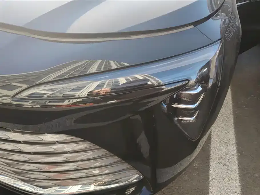 Buick LaCrosse 2023 из CN, фото 2