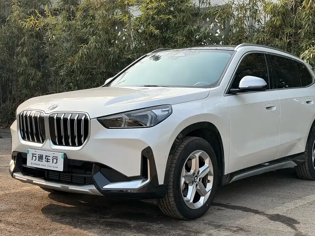 BMW X1 — фото 7