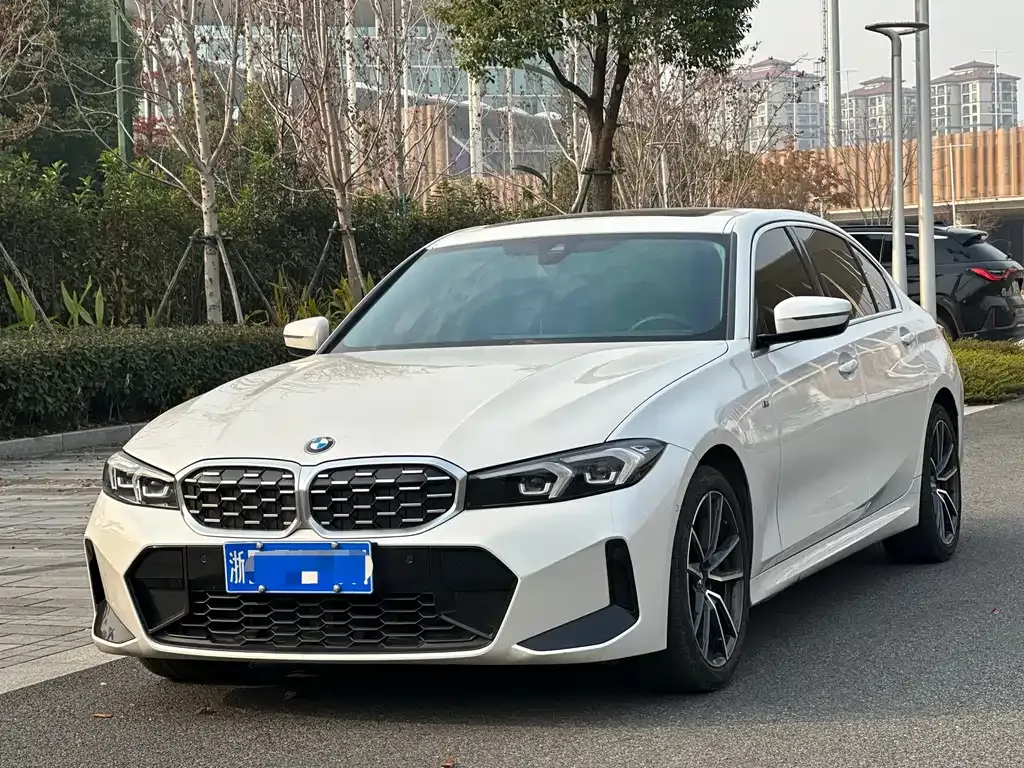 BMW 3 Series — фото 1