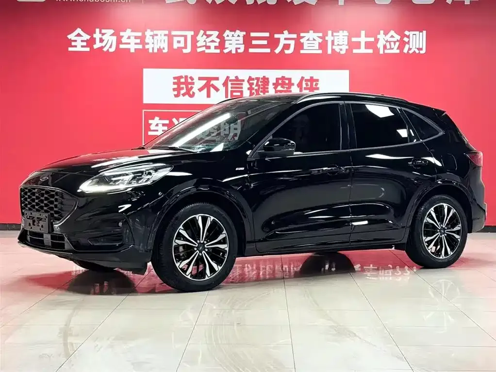 Ford Escape — фото 1