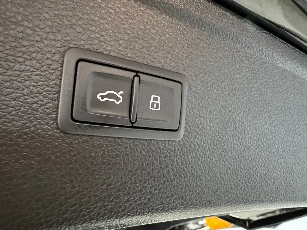 Audi Q5L 2023 из CN, фото 5