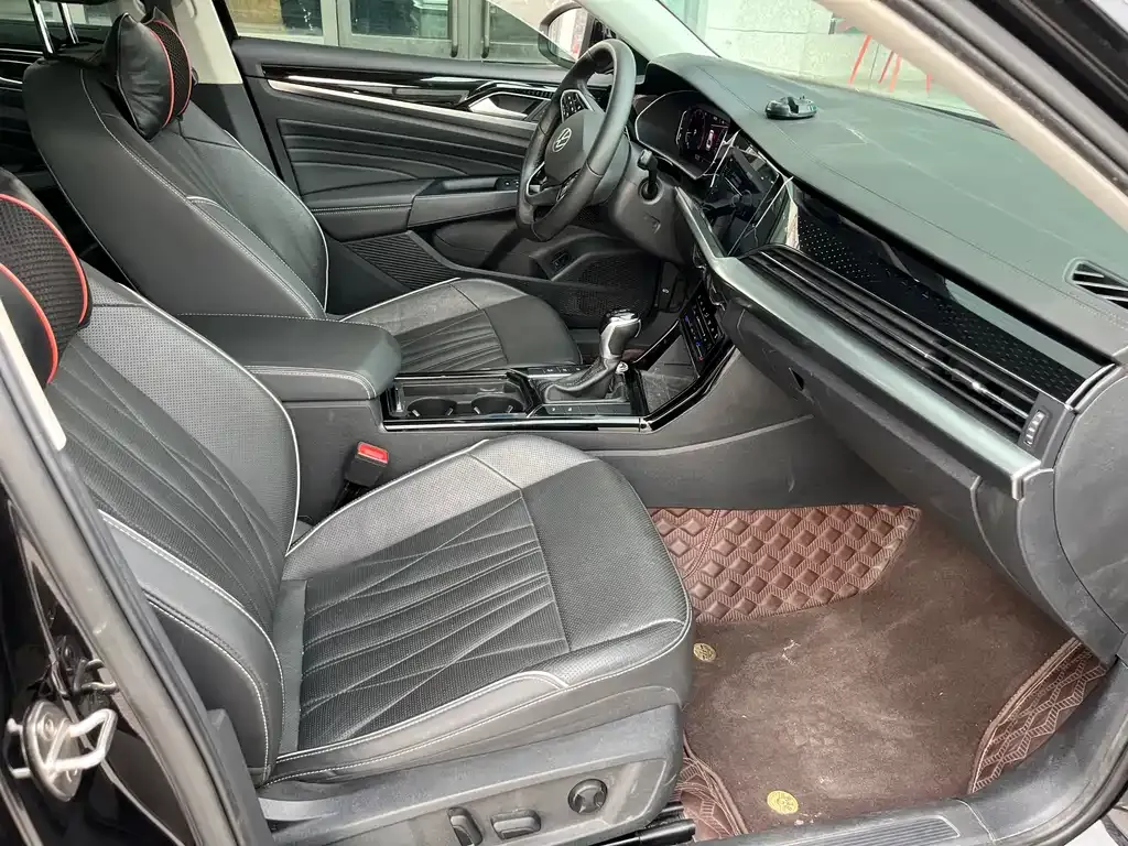 Volkswagen Passat 2022 из CN, фото 5