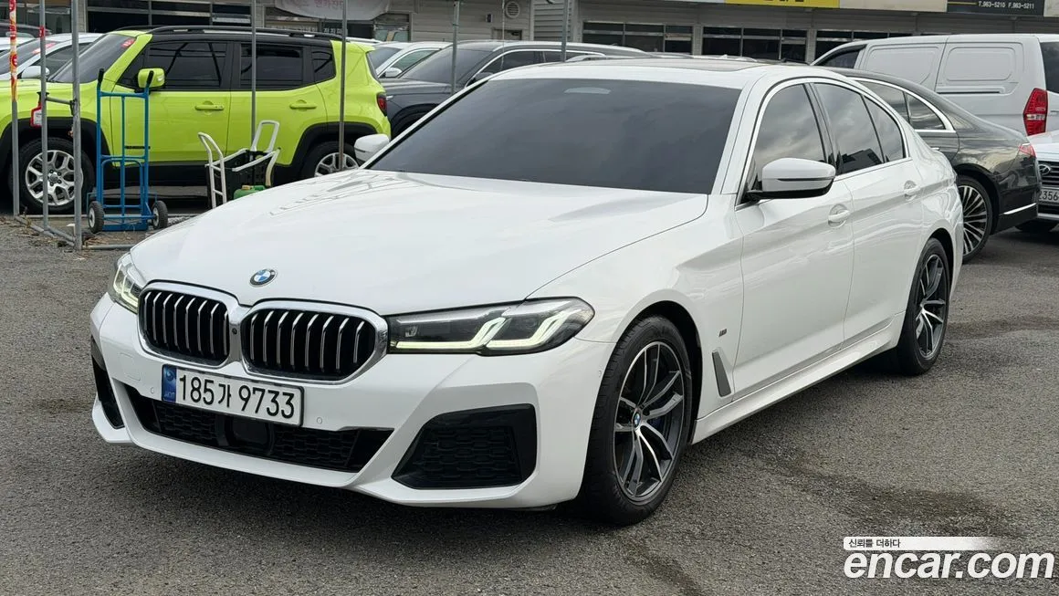 BMW 5-Series 2023 из KR, фото 1