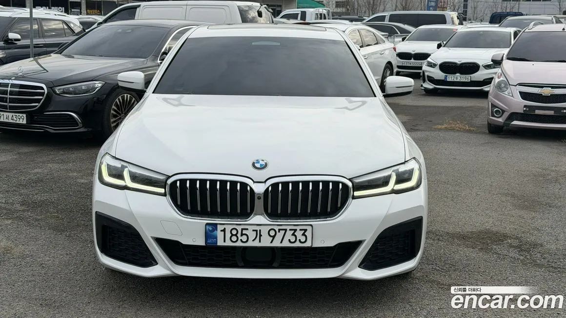 BMW 5-Series 2023 из KR, фото 3