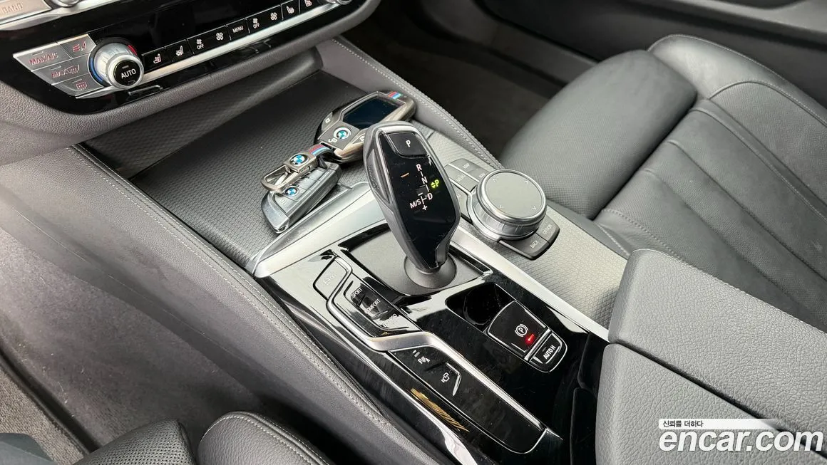 BMW 5-Series 2023 из KR, фото 9