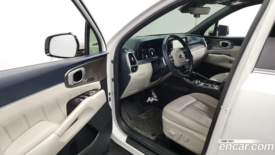 Kia Sorento — фото 10