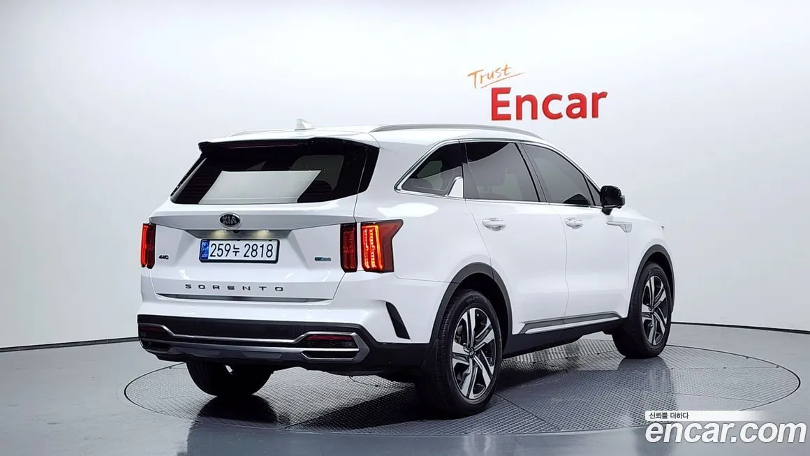 Kia Sorento — фото 3