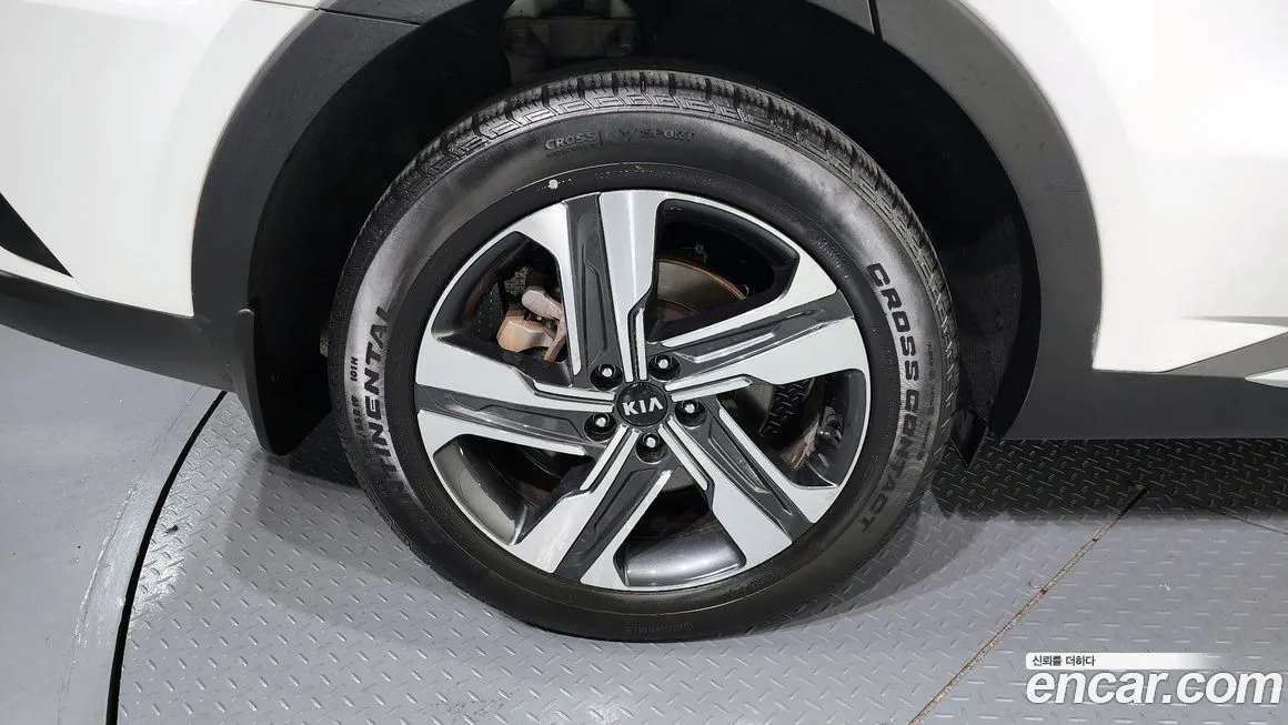 Kia Sorento — фото 5