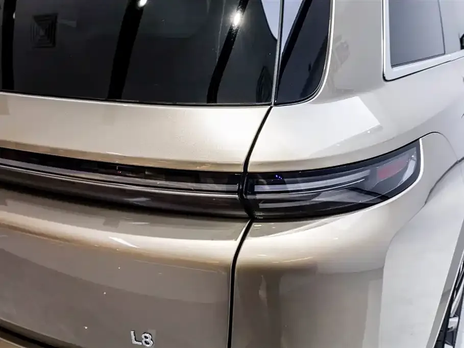 Li Auto L8 2024 из CN, фото 4