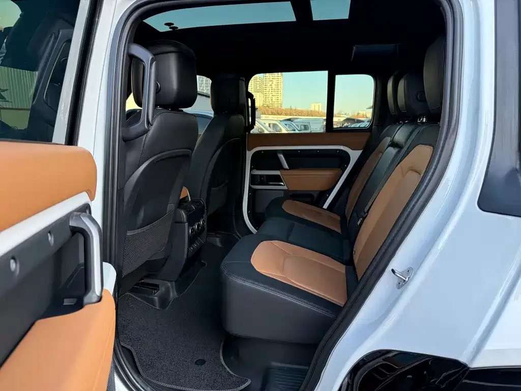 Land Rover Defender 2023 из CN, фото 5
