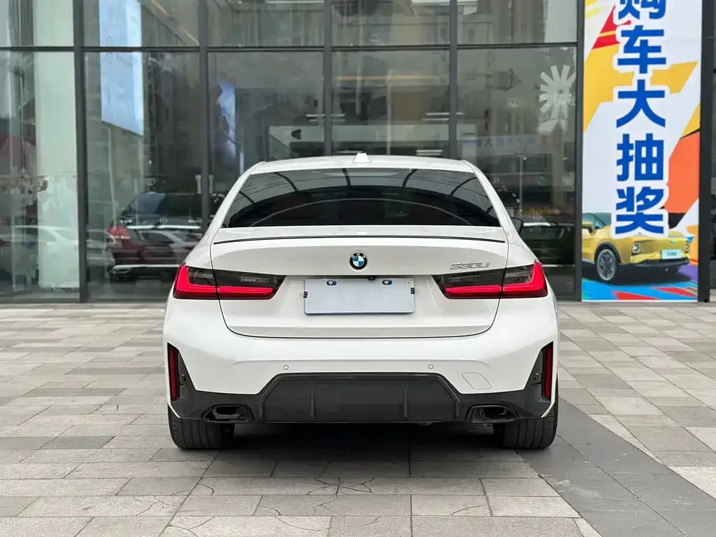 BMW 3 Series 2024 из CN, фото 4