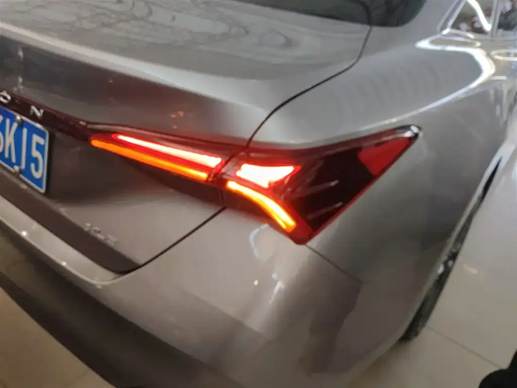 Toyota Avalon 2023 из CN, фото 4
