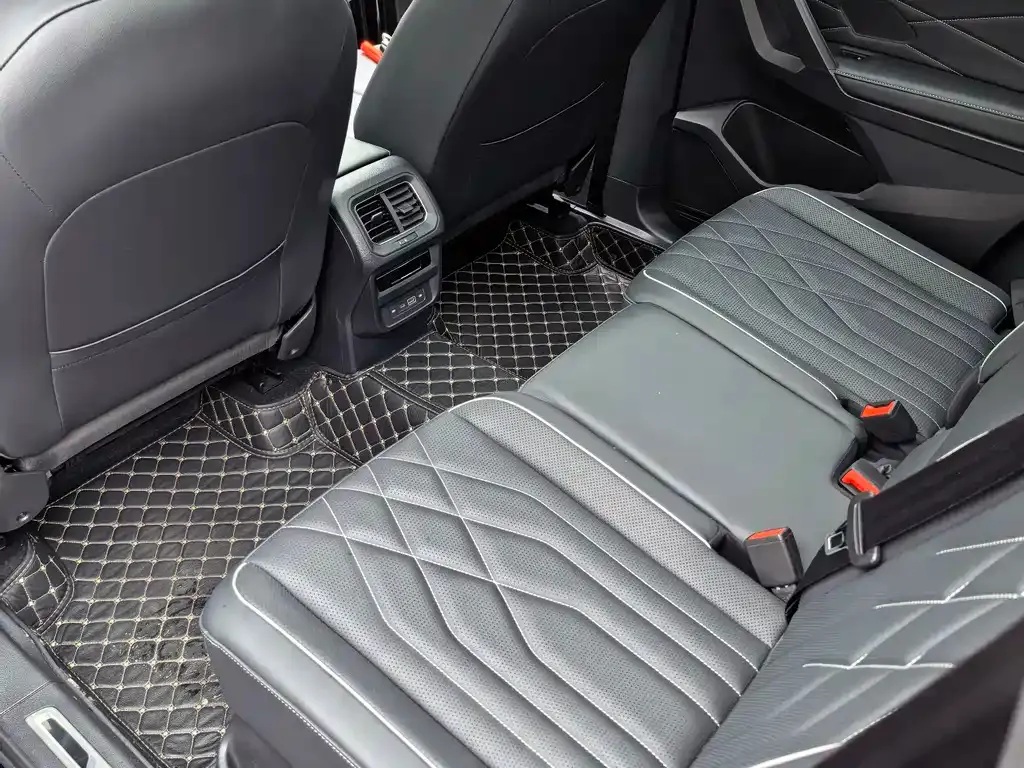 Volkswagen Tiguan L 2023 из CN, фото 8