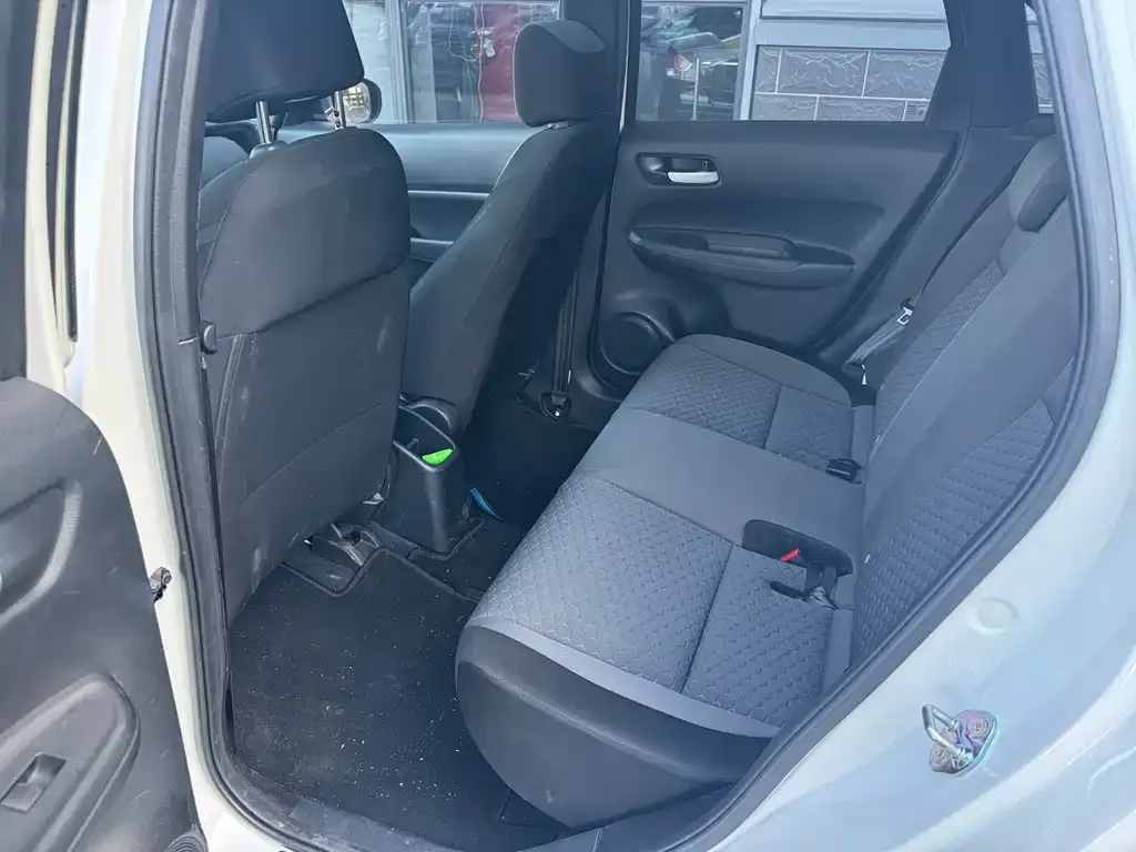 Honda Fit — фото 7