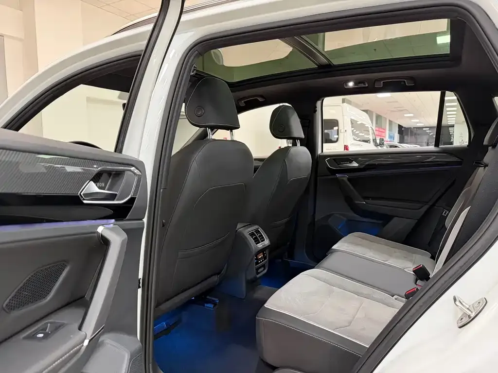 Volkswagen Tayron 2022 из CN, фото 8