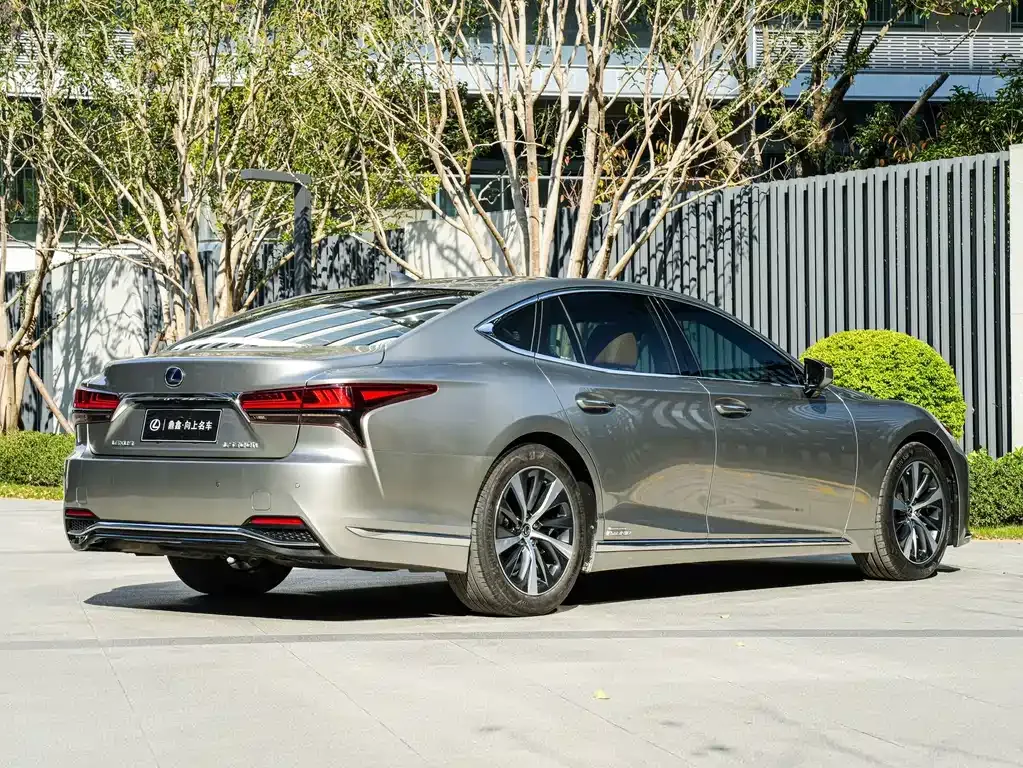 Lexus LS 2022 из CN, фото 9