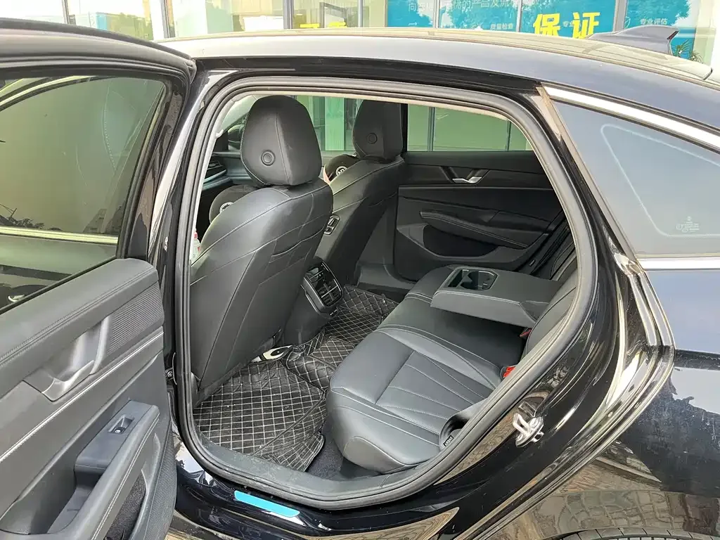 [object Object] Passat 2024 из CN, фото 3