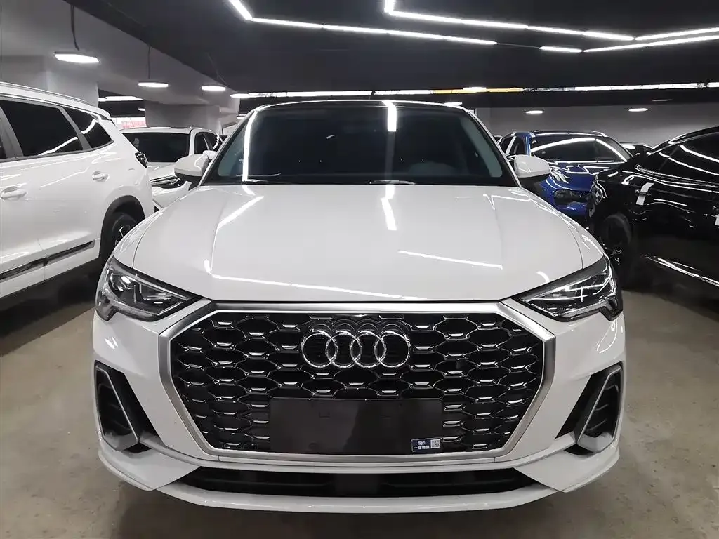 Audi Q3 Sportback 2021 из CN, фото 8