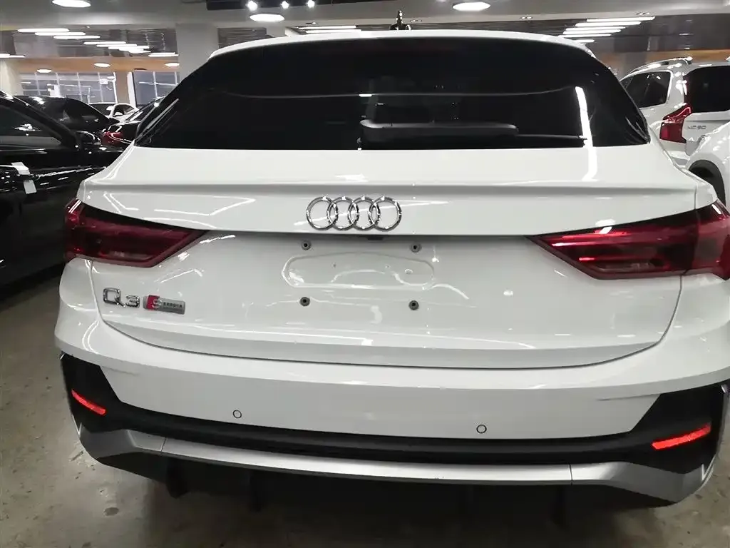 Audi Q3 Sportback 2021 из CN, фото 2
