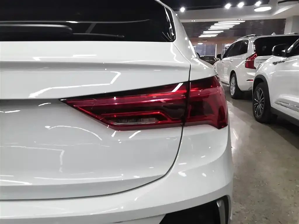 Audi Q3 Sportback 2021 из CN, фото 5