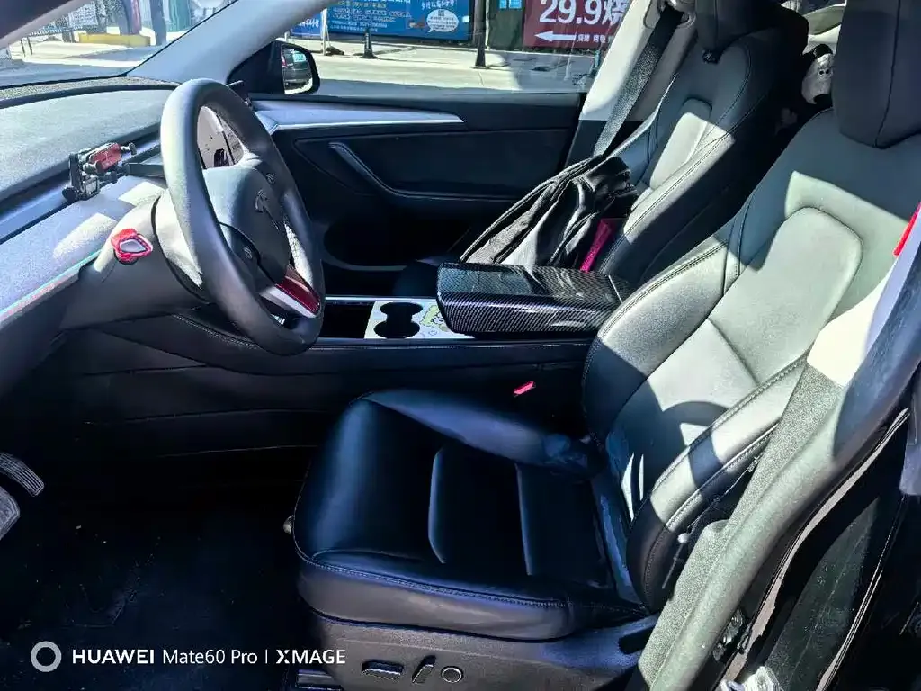 Tesla Model Y 2024 из CN, фото 6