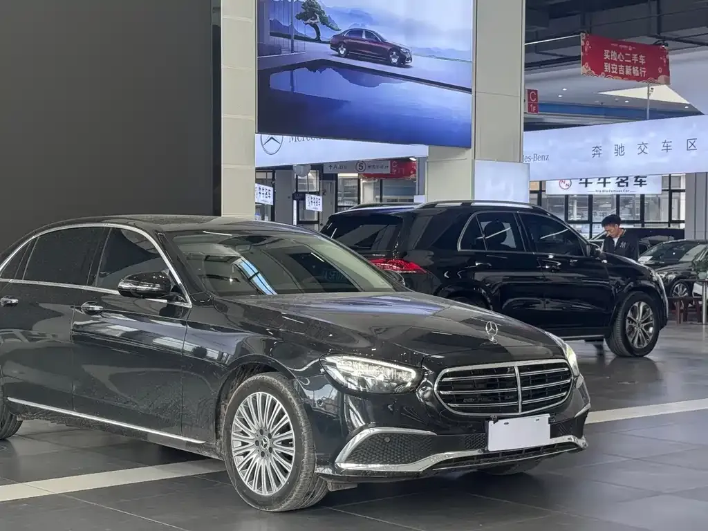 Mercedes-Benz E-Class 2023 из CN, фото 10