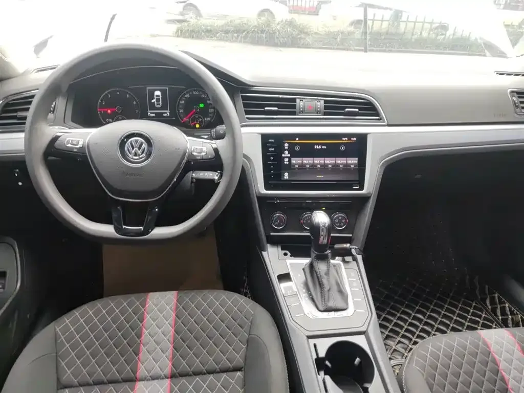 Volkswagen Lamando 2021 из CN, фото 6