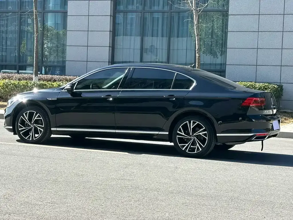 Volkswagen Magotan 2022 из CN, фото 5