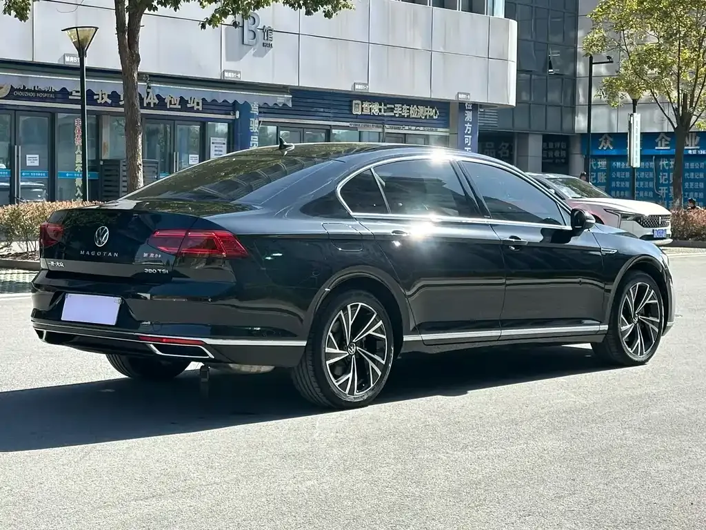 Volkswagen Magotan 2022 из CN, фото 6