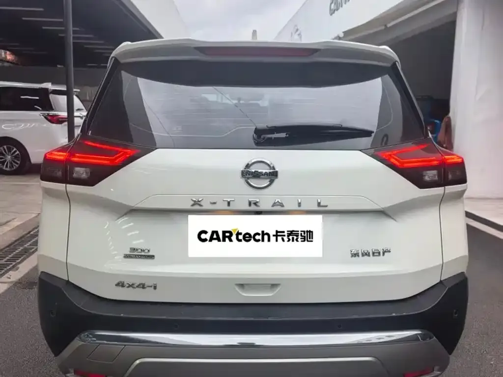 Nissan X-Trail — фото 10