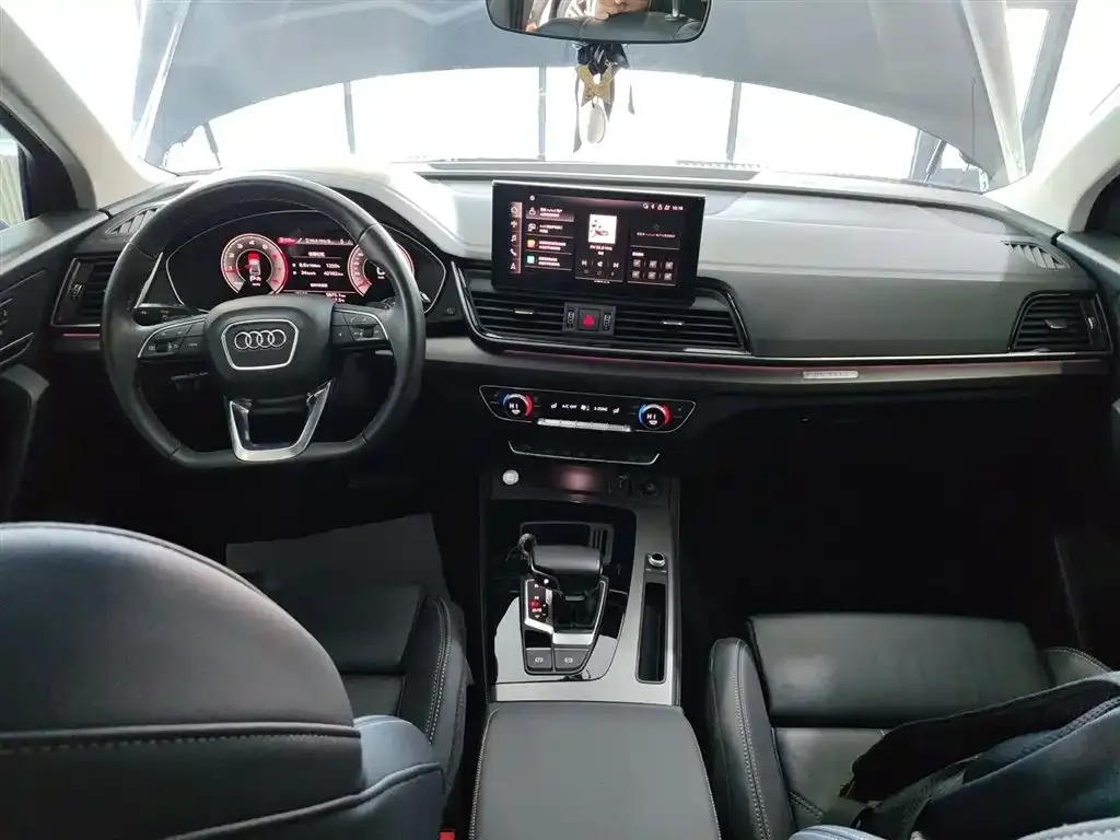 Audi Q5L 2021 из CN, фото 6
